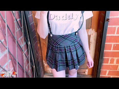 ❤️ Schoolgirl chuqur uning Dick so'radi va sinflar o'rniga fucks. ☑ Sifatli porno uz.fuxporn-com.ru ﹏